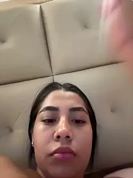 Snapshot of darsha_90 chatting on 09.27.25 darsha 90 online show from 09.27.25