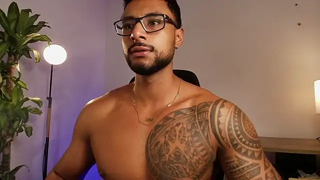 LiamGarcia1 online show from 01.15.26