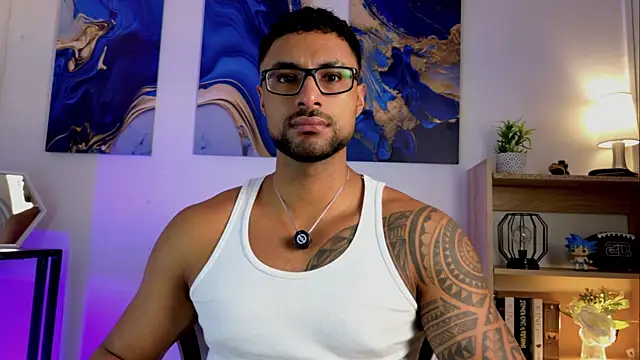 Snapshot of LiamGarcia1 chatting on 07.08.26 LiamGarcia1 online show from 07.08.26