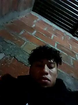 Snapshot of kgmc2 chatting on 12.31.24 kgmc2 online show from 12.31.24