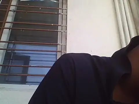 Snapshot of AuntyLover_BhabhiLover_ chatting on 02.05.25 AuntyLover BhabhiLover online show from 02.05.25