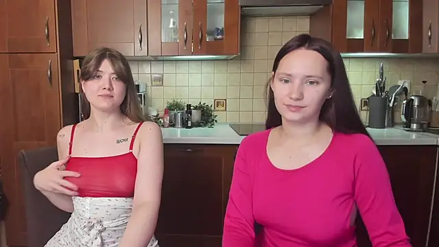 HotCaramellsTV online show from 06.07.26