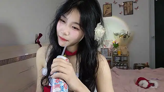 Luminous163 online show from 03.10.25