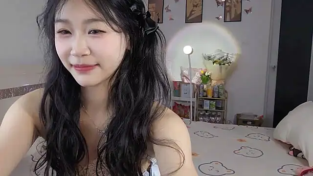 Luminous163 online show from 03.18.25