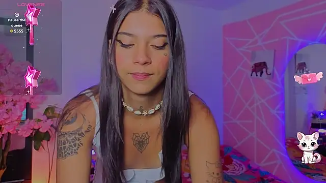 CoralRigan online show from 11.22.25