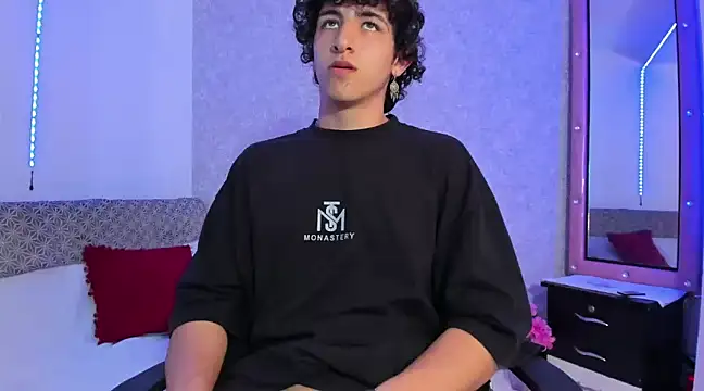 Kerverr  online show from 01.23.25