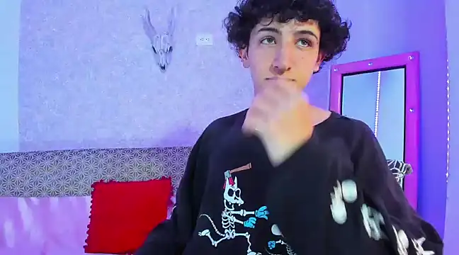 Kerverr  online show from 03.13.25