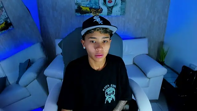 nova sex01 online show from 10.26.25