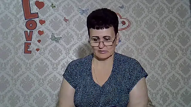 PaulaGolden online show from 09.09.25