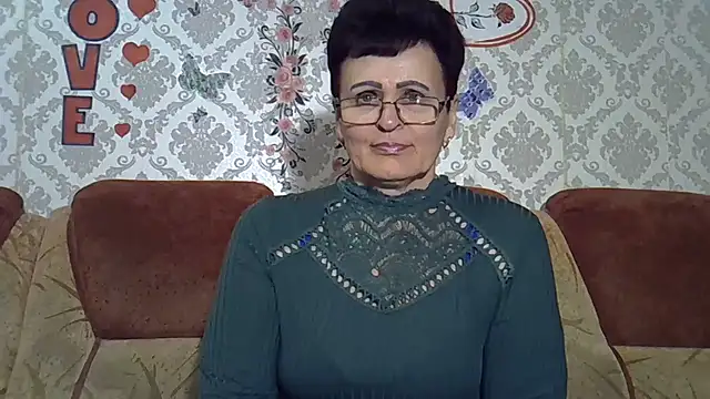 Snapshot of PaulaGolden chatting on 04.30.26 PaulaGolden online show from 04.30.26