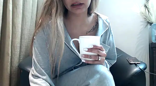 trippy tina online show from 12.12.24