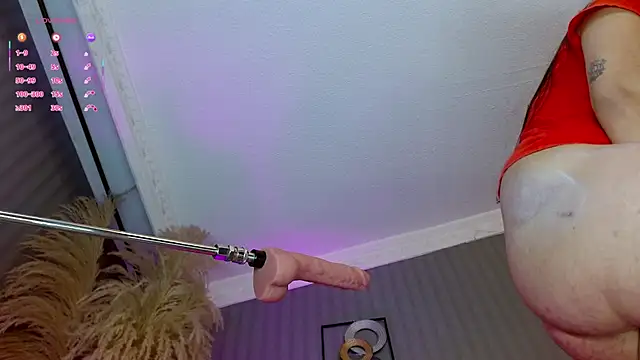 Snapshot of Tammy_soon chatting on 11.22.25 Tammy soon online show from 11.22.25