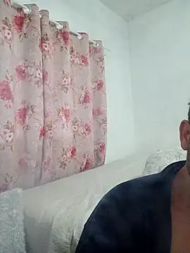 Snapshot of KAZADO_LIBERAL chatting on 09.22.25 KAZADO LIBERAL online show from 09.22.25