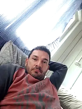 Snapshot of KAZADO_LIBERAL chatting on 09.24.25 KAZADO LIBERAL online show from 09.24.25