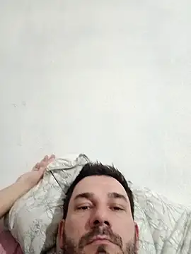 Snapshot of KAZADO_LIBERAL chatting on 09.28.25 KAZADO LIBERAL online show from 09.28.25