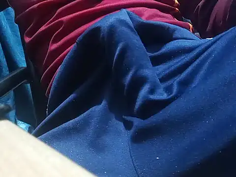 SALLY OMAR  online show from 04.03.26