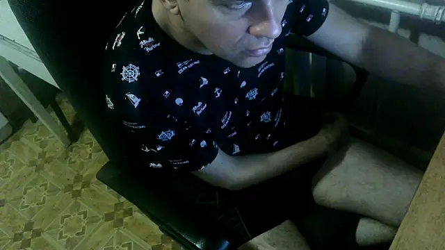 Snapshot of AlDON59 chatting on 12.22.24 AlDON59 online show from 12.22.24