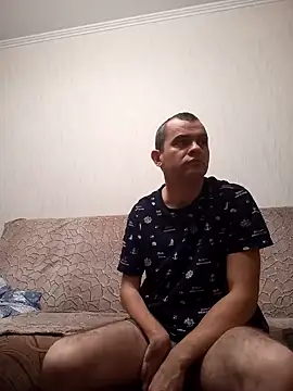 Snapshot of AlDON59 chatting on 12.23.24 AlDON59 online show from 12.23.24