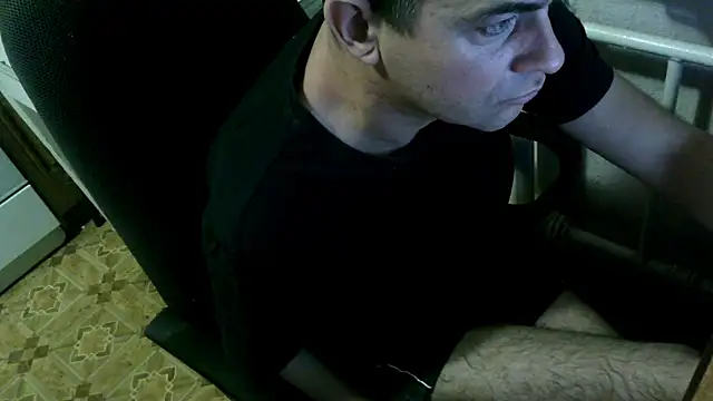 Snapshot of AlDON59 chatting on 12.26.24 AlDON59 online show from 12.26.24