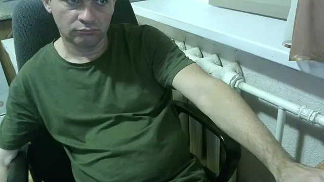 Snapshot of AlDON59 chatting on 09.29.25 AlDON59 online show from 09.29.25