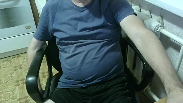 Snapshot of AlDON59 chatting on 10.02.25 AlDON59 online show from 10.02.25