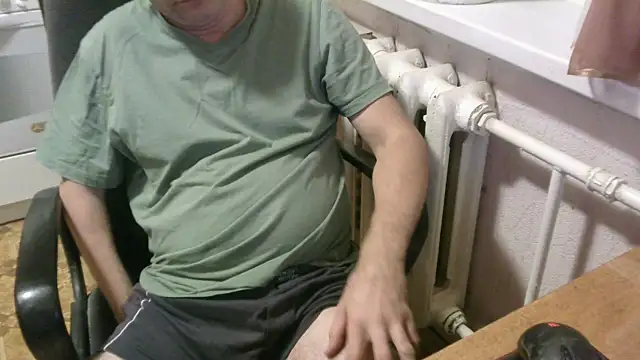 Snapshot of AlDON59 chatting on 10.09.25 AlDON59 online show from 10.09.25