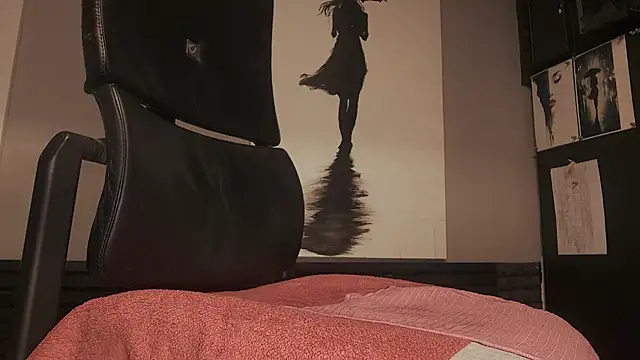 dani4334 online show from 10.10.25