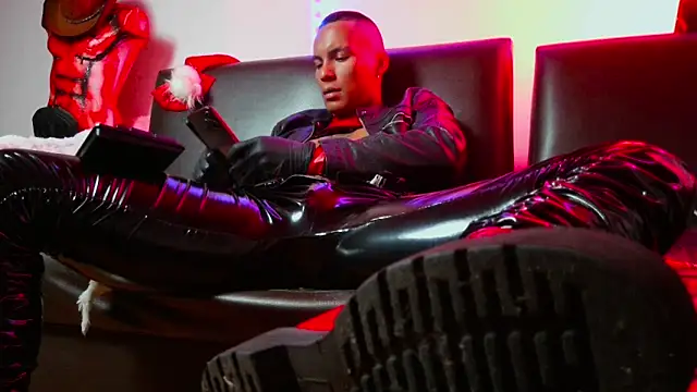 Leonnardo Jaramillo online show from 12.21.24