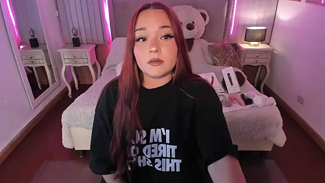 Valentina Se online show from 01.30.25