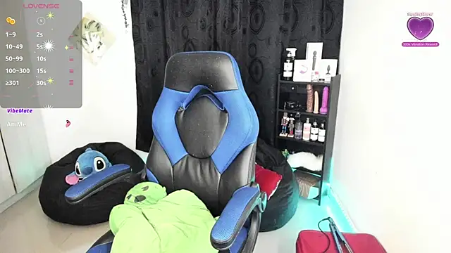 Snapshot of natasha777_v chatting on 03.04.25 natasha777 v online show from 03.04.25