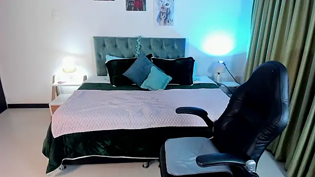 Kat cute  online show from 03.07.25