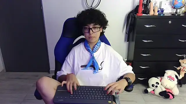 thomascooper7 online show from 04.04.26