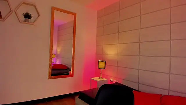 Christine Laam online show from 03.09.26