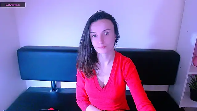 LaimaV  online show from 12.12.24