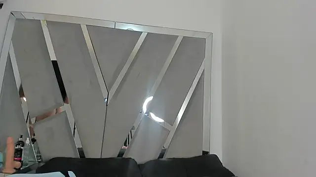 Snapshot of Sofia-candyht chatting on 02.24.25 Sofia-candyht online show from 02.24.25