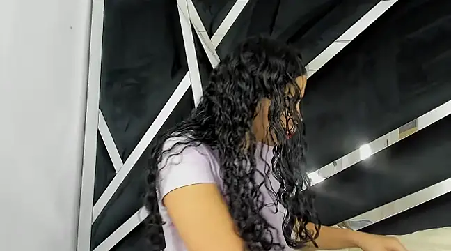 Snapshot of Sofia-candyht chatting on 03.18.25 Sofia-candyht online show from 03.18.25