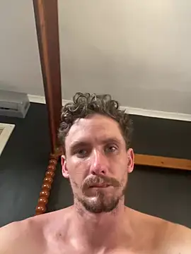 Snapshot of bradleyjamesmc chatting on 02.09.25 bradleyjamesmc online show from 02.09.25