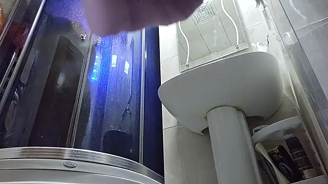 Snapshot of AlejandraDelaney chatting on 12.05.24 AlejandraDelaney online show from 12.05.24