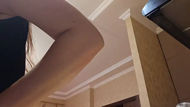 Snapshot of AlejandraDelaney chatting on 01.28.25 AlejandraDelaney online show from 01.28.25