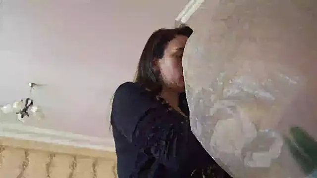 Snapshot of AlejandraDelaney chatting on 02.04.25 AlejandraDelaney online show from 02.04.25