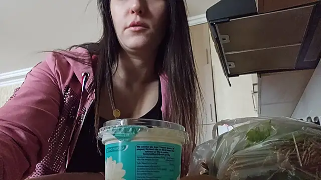 Snapshot of AlejandraDelaney chatting on 02.23.25 AlejandraDelaney online show from 02.23.25