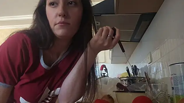 Snapshot of AlejandraDelaney chatting on 10.31.25 AlejandraDelaney online show from 10.31.25