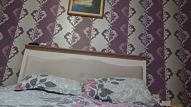 AlejandraDelaney online show from 11.26.25