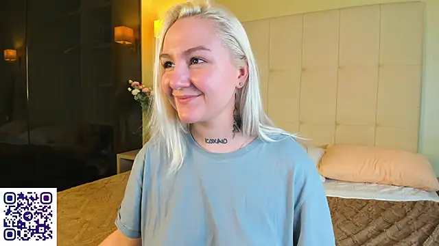 Snapshot of Debbie_Taylor chatting on 03.04.26 Debbie Taylor online show from 03.04.26