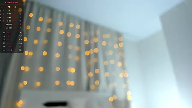 OttilieBurruss online show from 03.09.25