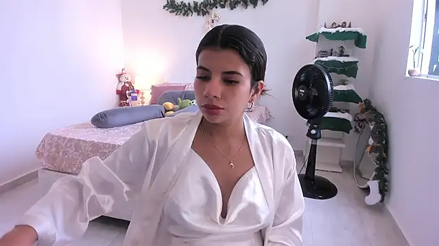 adop me   online show from 12.08.24