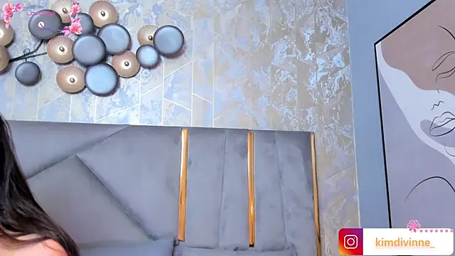 KimDevinne online show from 01.30.25