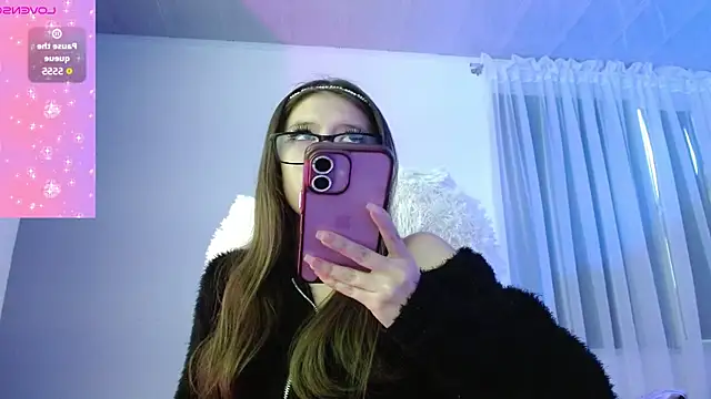 Aurora blossom   online show from 09.19.25