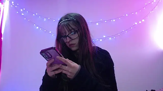 Aurora blossom   online show from 12.16.25