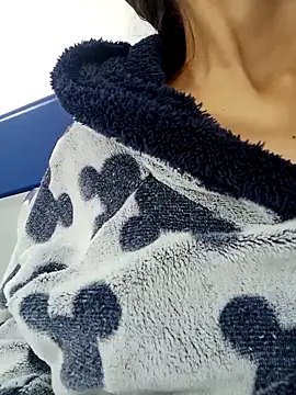 Snapshot of Luci_And_Sofi chatting on 02.15.26 Luci And Sofi online show from 02.15.26